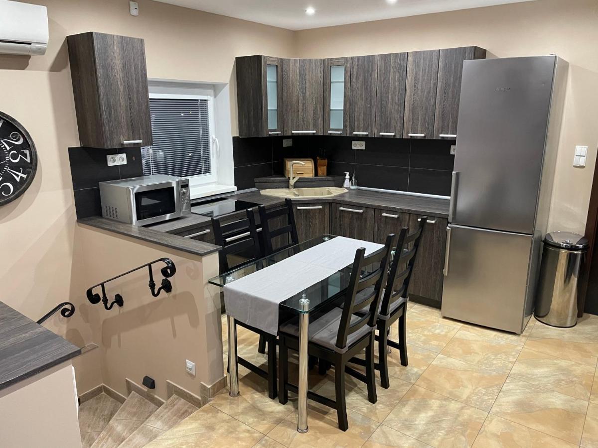 Apartmany Diana Dunajská Streda Extérieur photo