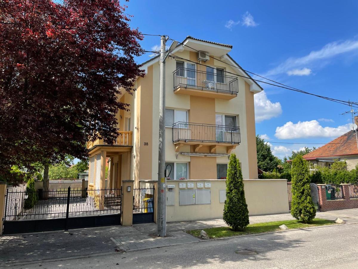 Apartmany Diana Dunajská Streda Extérieur photo