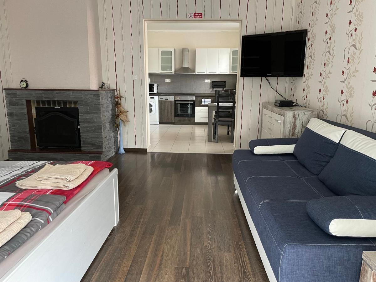 Apartmany Diana Dunajská Streda Extérieur photo